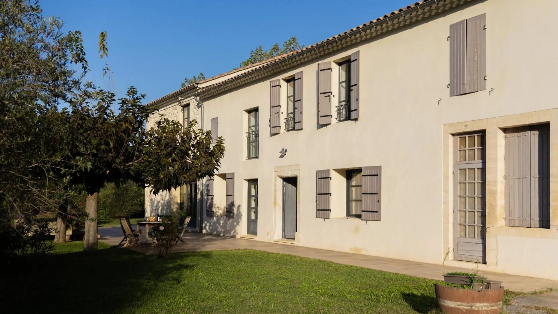 Mas Emilie, Sejour Familial Au Calme Avec Piscine Villa Chateaurenard 0*,